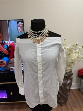 Ralph Lauren 
Off-Shoulder White Women's Blouse